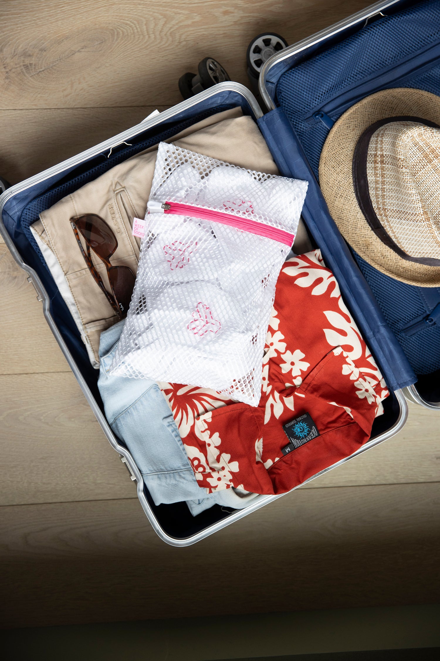 A_Week_Of_Socks_Extra_Low_White_Laundry_Bag_Suitcase